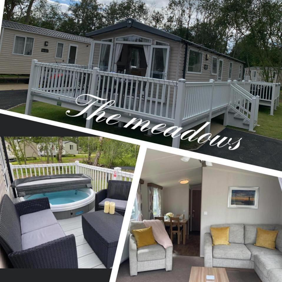 41 The Meadows Luxury Hot Tub Holidays Tattershall Lakes Kültér fotó