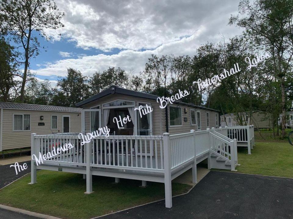 41 The Meadows Luxury Hot Tub Holidays Tattershall Lakes Kültér fotó